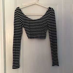 Double Zero Black and White Striped Long Sleeve Crop Top